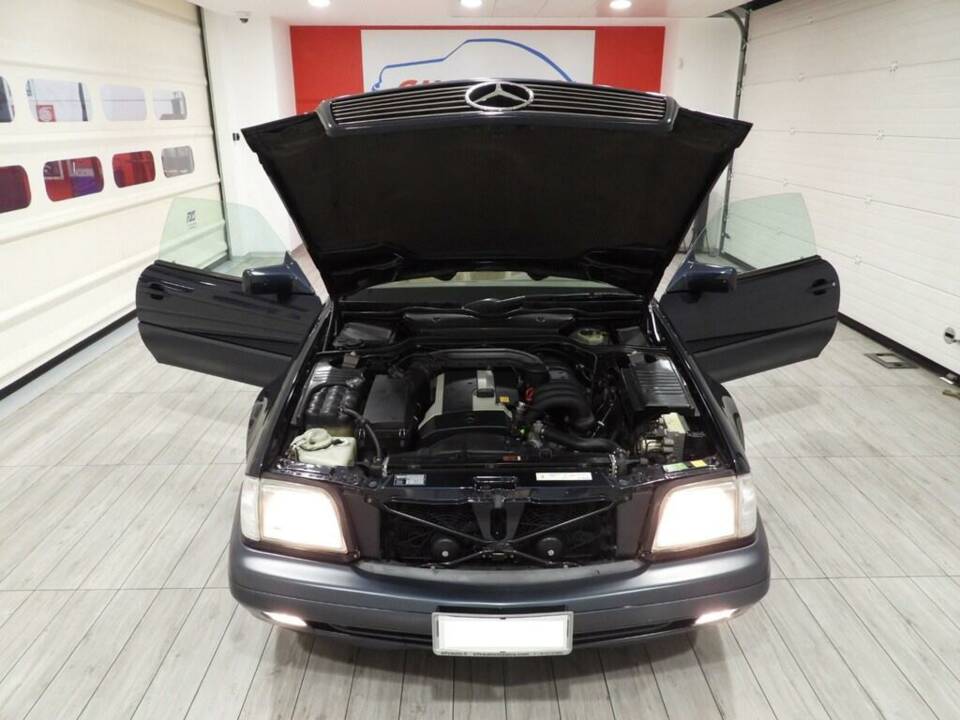 Image 10/14 of Mercedes-Benz SL 320 (1996)