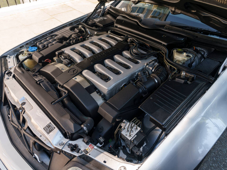 Bild 33/33 von Mercedes-Benz SL 600 (2002)