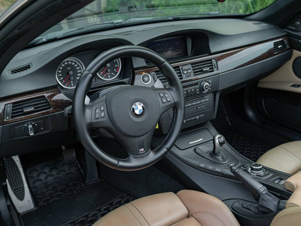 Bild 44/50 von BMW M3 (2010)