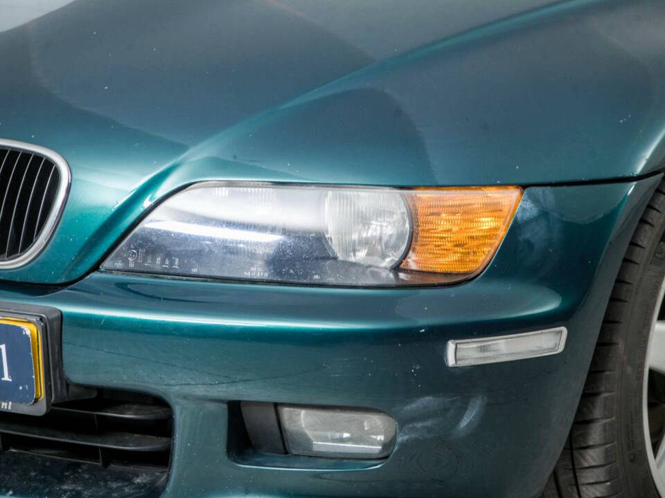Image 21/48 of BMW Z3 2.8 (1998)