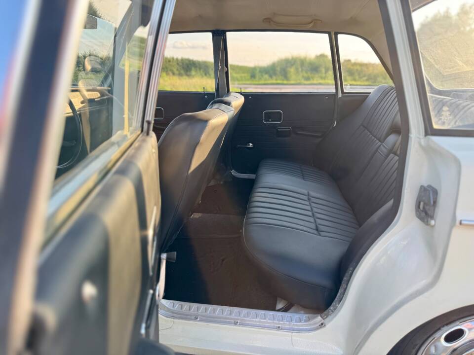 Image 40/47 de Volvo P 144 (1969)