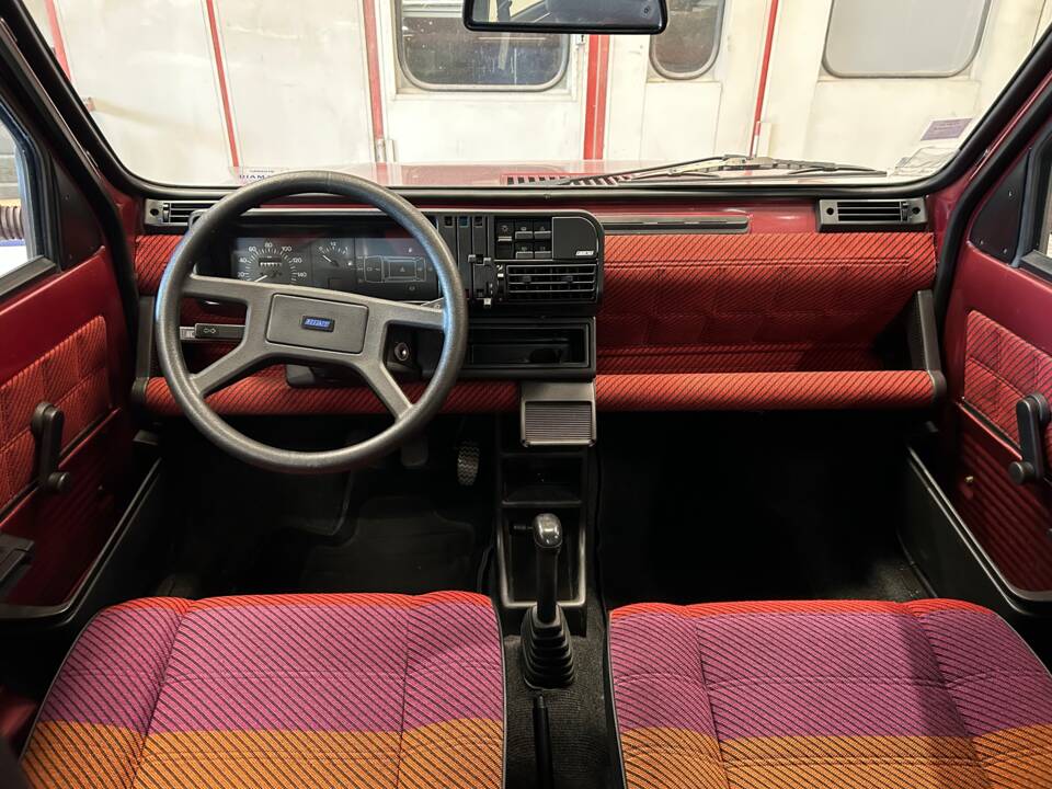 Immagine 7/20 di FIAT Panda 750 (1992)