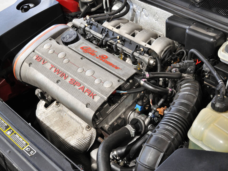 Image 4/32 of Alfa Romeo Spider 2.0 Twin Spark 16V (1996)