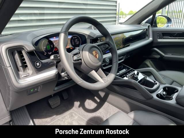 Bild 7/31 von Porsche Cayenne Coupé E-Hybrid (2025)