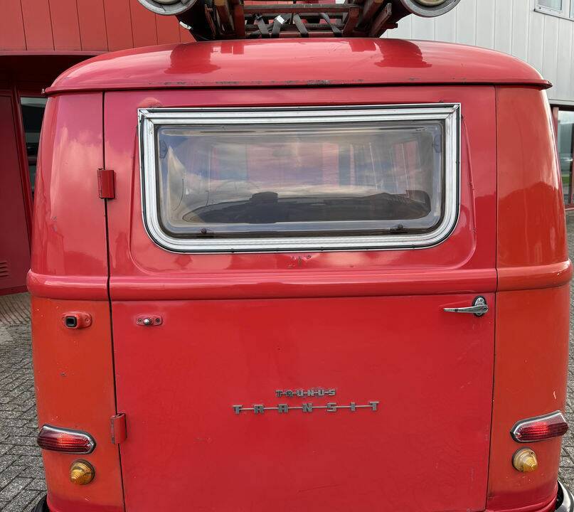 Image 7/8 of Ford Taunus Transit (1964)