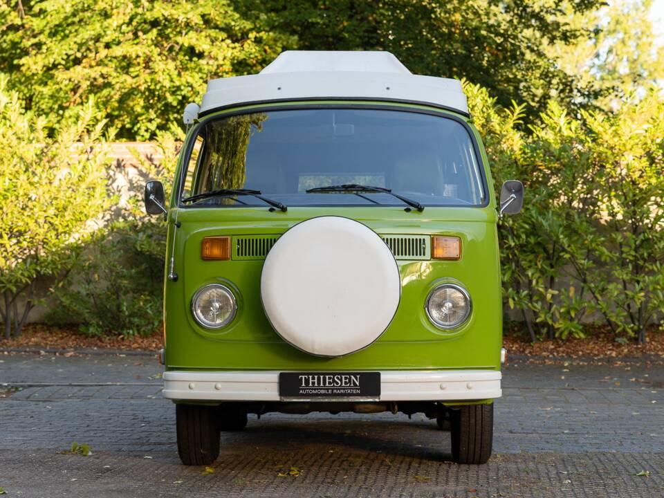 Image 8/50 de Volkswagen T2b Westfalia (1978)