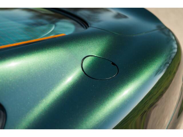 Image 38/43 of Aston Martin DB 7 GTA (2003)