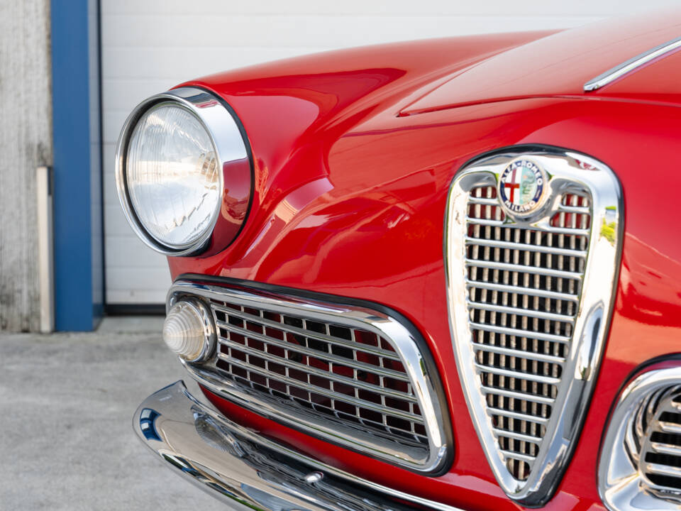 Bild 12/100 von Alfa Romeo Giulietta Sprint (1962)