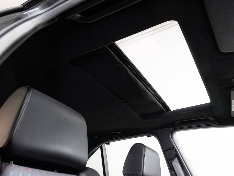 Bild 19/34 von BMW M5 (1993)