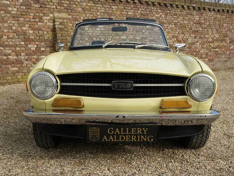 Image 5/50 of Triumph TR 6 (1971)