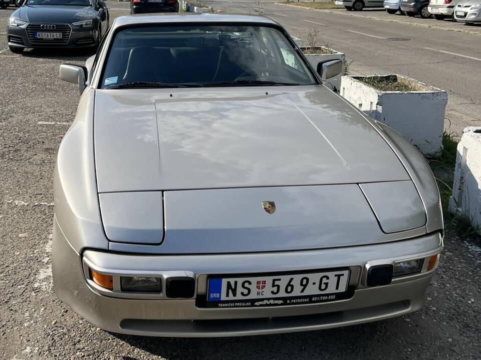 Immagine 3/7 di Porsche 944 (1983)