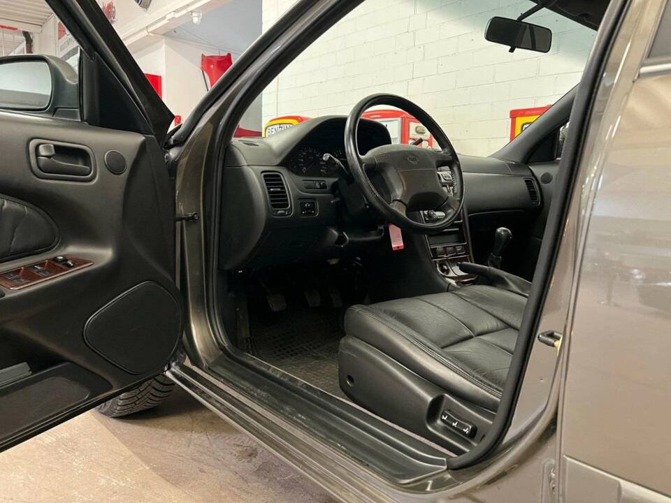 Image 7/17 de Nissan Maxima 2.0 V6 (1998)
