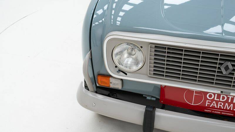 Image 10/15 of Renault R 4 GTL "Clan" (1989)