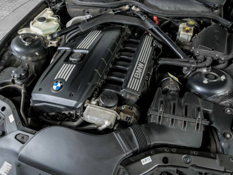 Image 46/50 of BMW Z4 sDrive23i (2011)