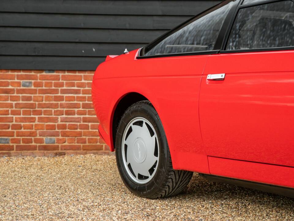 Bild 35/50 von Aston Martin V8 Zagato Vantage (1988)