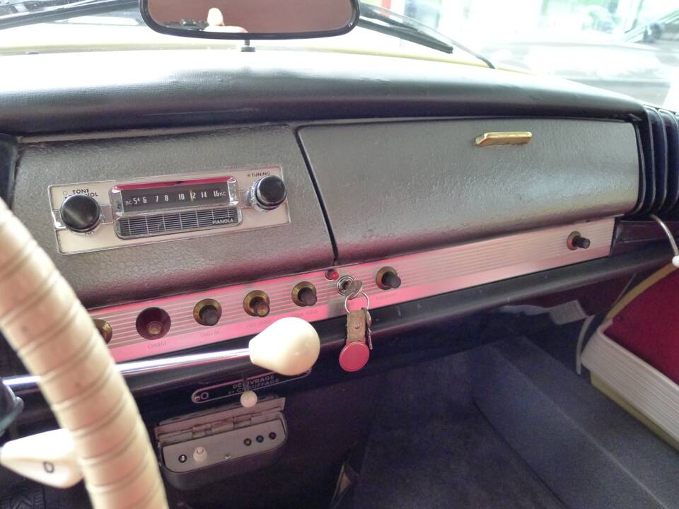 Bild 9/23 von Citroën DS 19 (1964)
