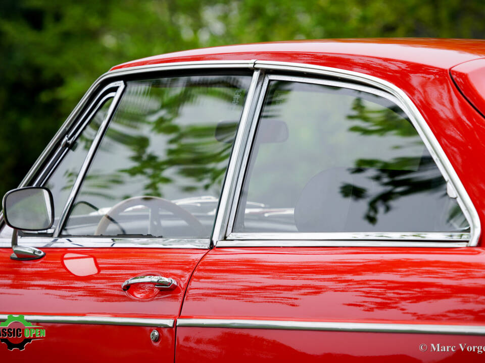 Image 35/46 de MG MGB GT V8 (1975)