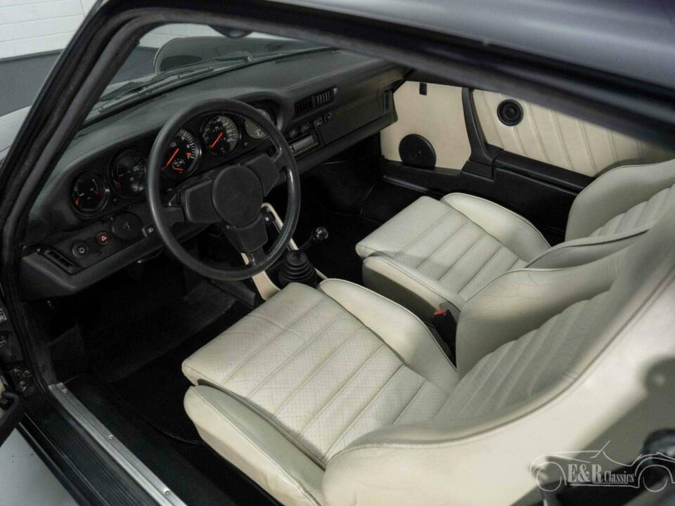 Immagine 2/19 di Porsche 911 Turbo 3.3 (1980)