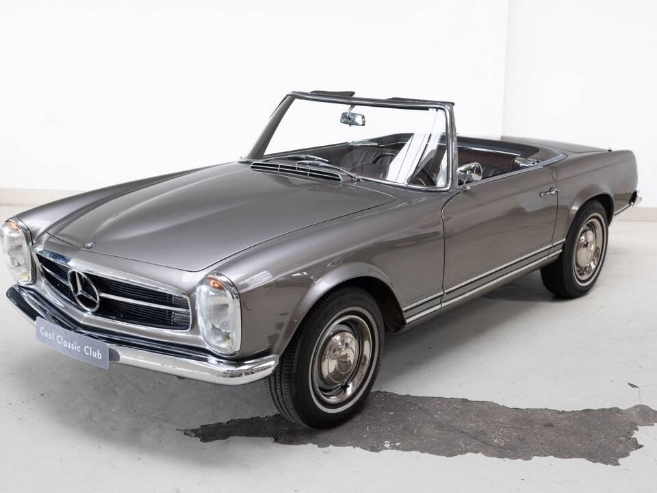 Image 34/35 de Mercedes-Benz 230 SL (1966)