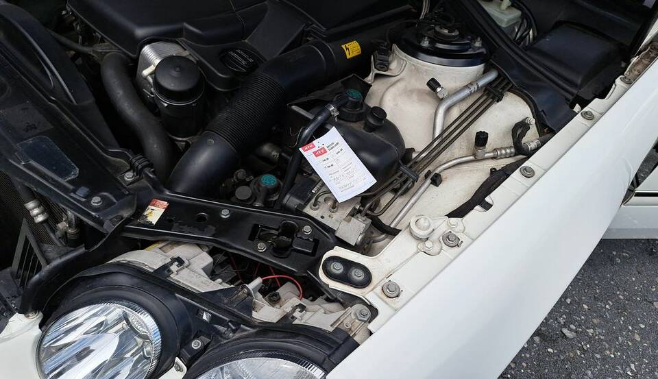 Bild 21/22 von Mercedes-Benz CL 500 (2001)