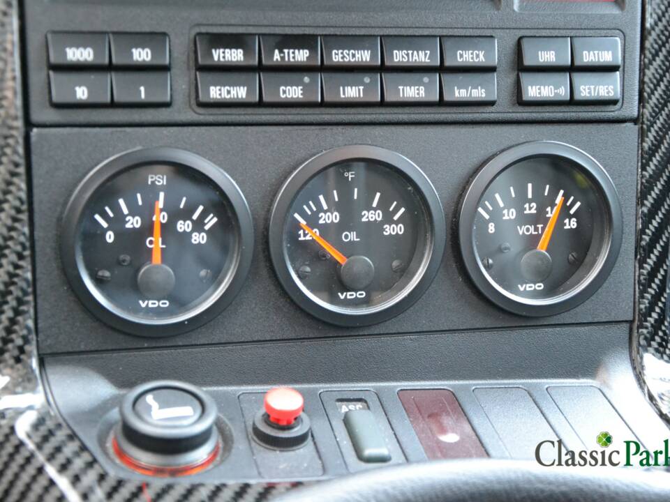 Image 29/50 of BMW 323i (1998)