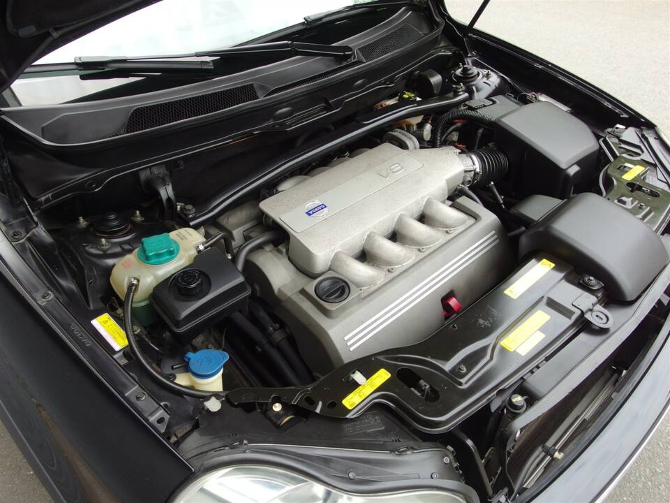 Bild 69/97 von Volvo XC90 V8 (2005)