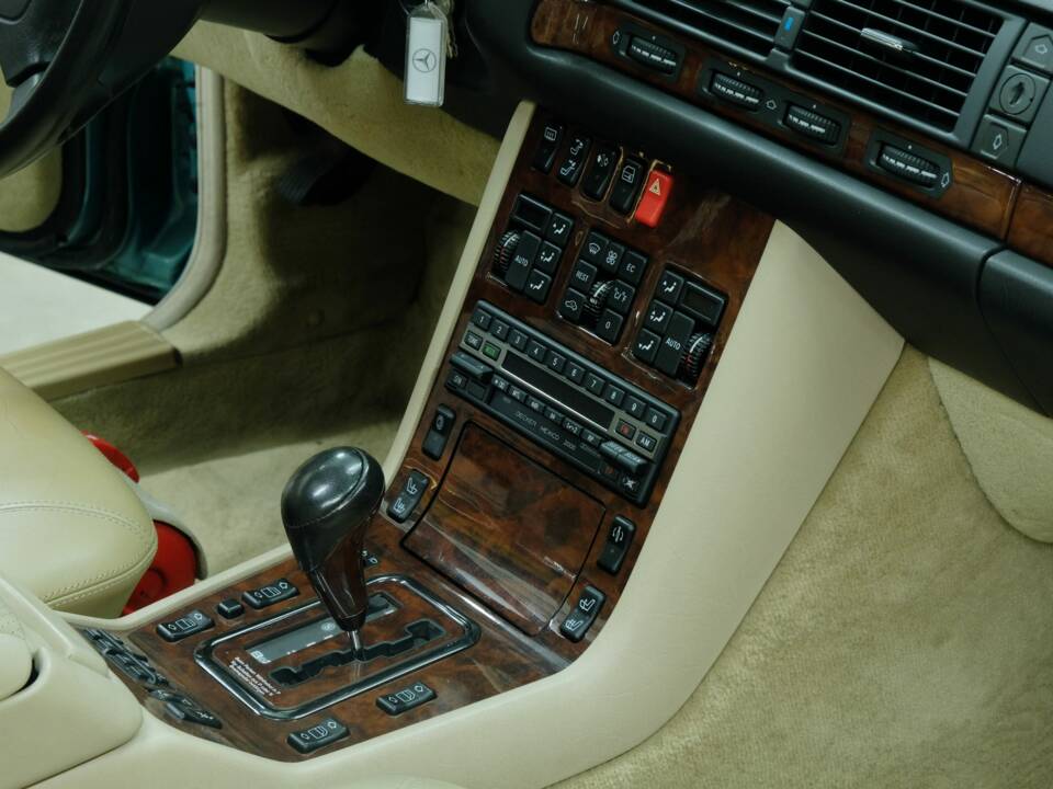 Bild 35/50 von Mercedes-Benz 600 SEC (1993)
