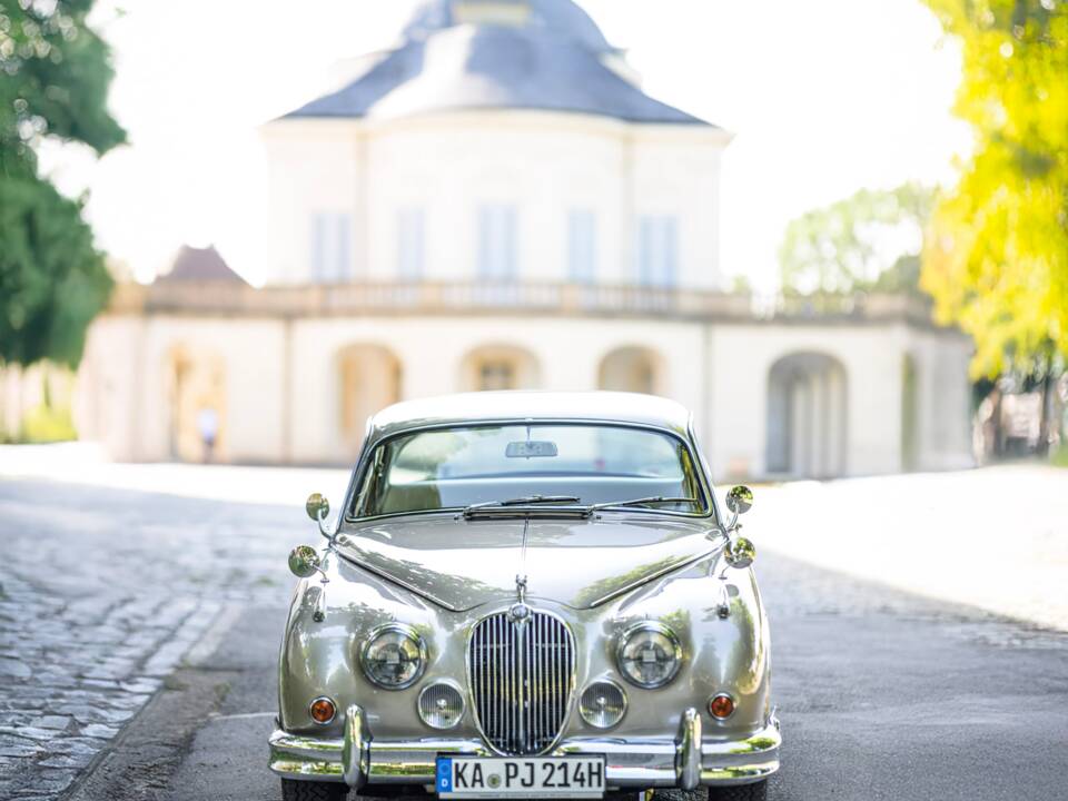 Immagine 2/64 di Jaguar Mk II 3.8 (1961)