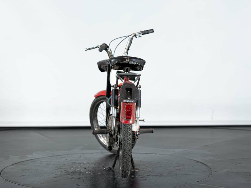 Image 3/16 of Moto Guzzi DUMMY (1969)