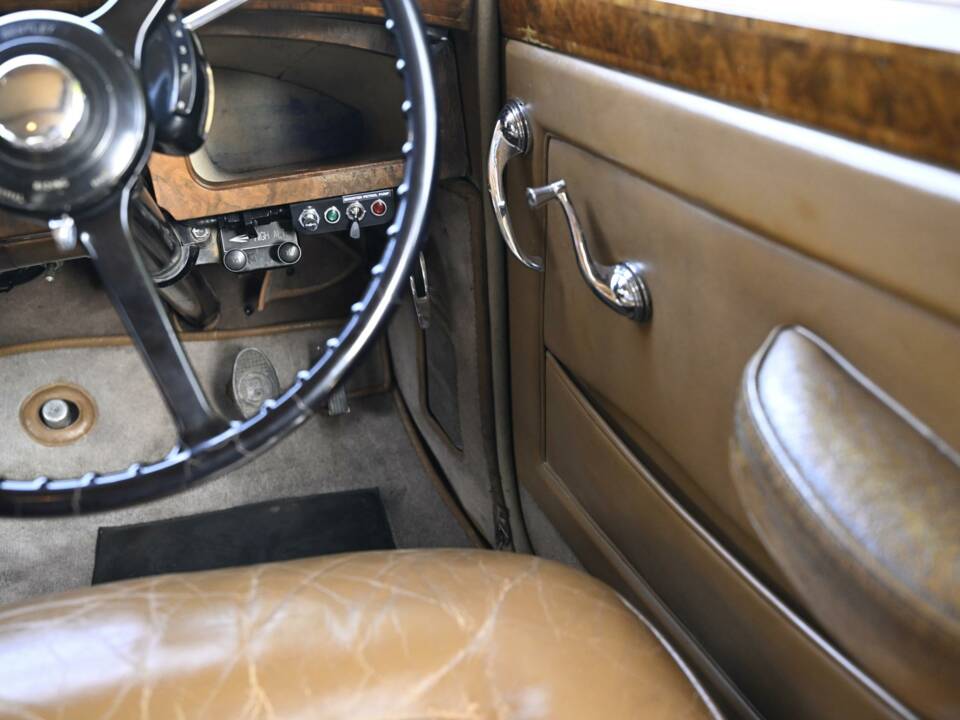 Bild 46/50 von Bentley R-Type Park Ward (1953)