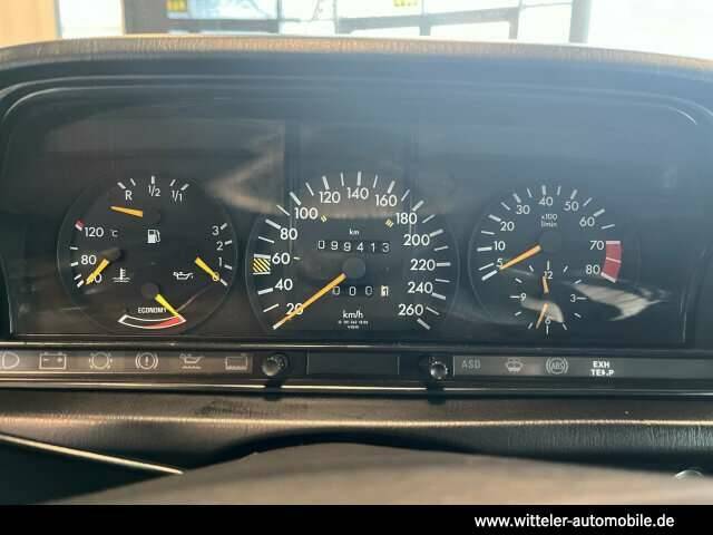 Immagine 23/28 di Mercedes-Benz 190 E 2.5-16 (1990)