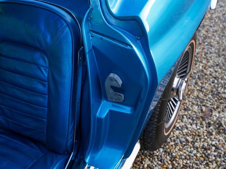 Afbeelding 17/50 van Chevrolet Corvette Sting Ray (1966)