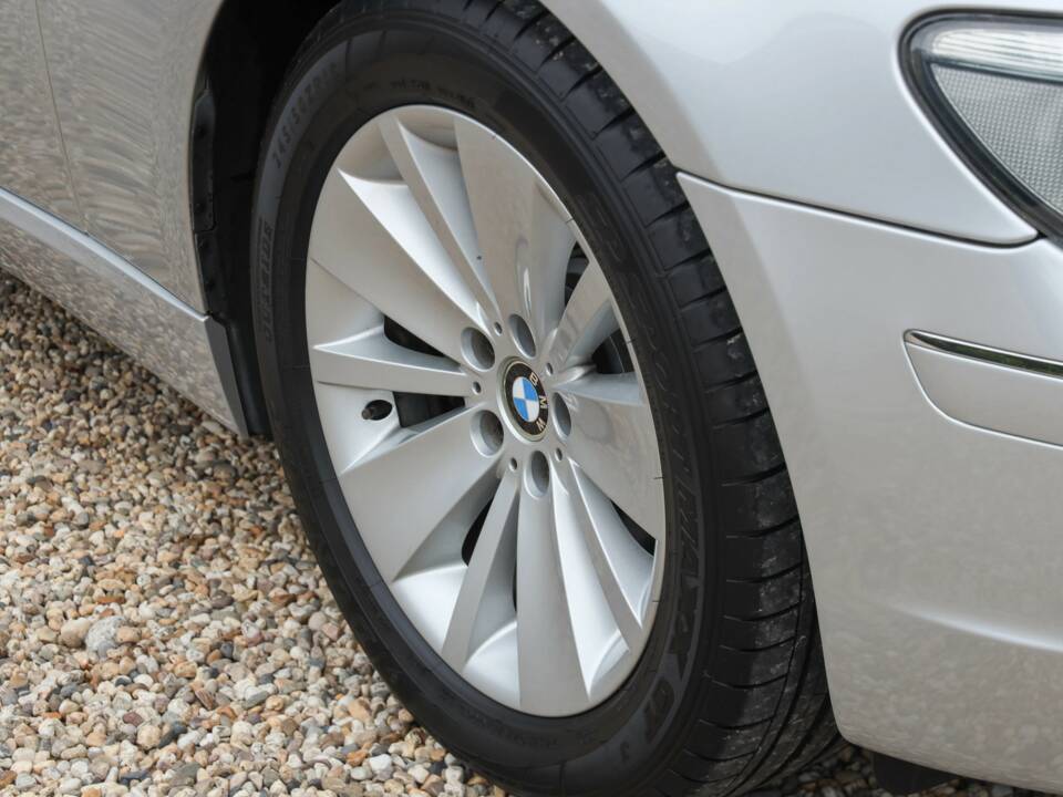 Immagine 40/50 di BMW 750i (2007)