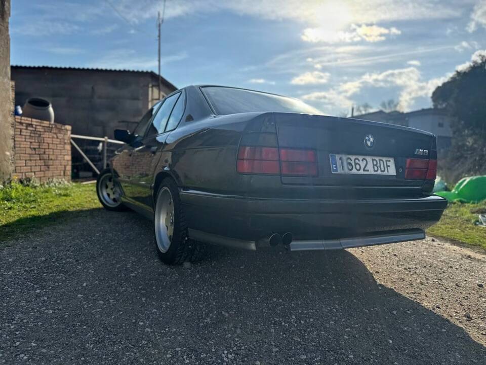 Immagine 5/8 di BMW M5 (1992)