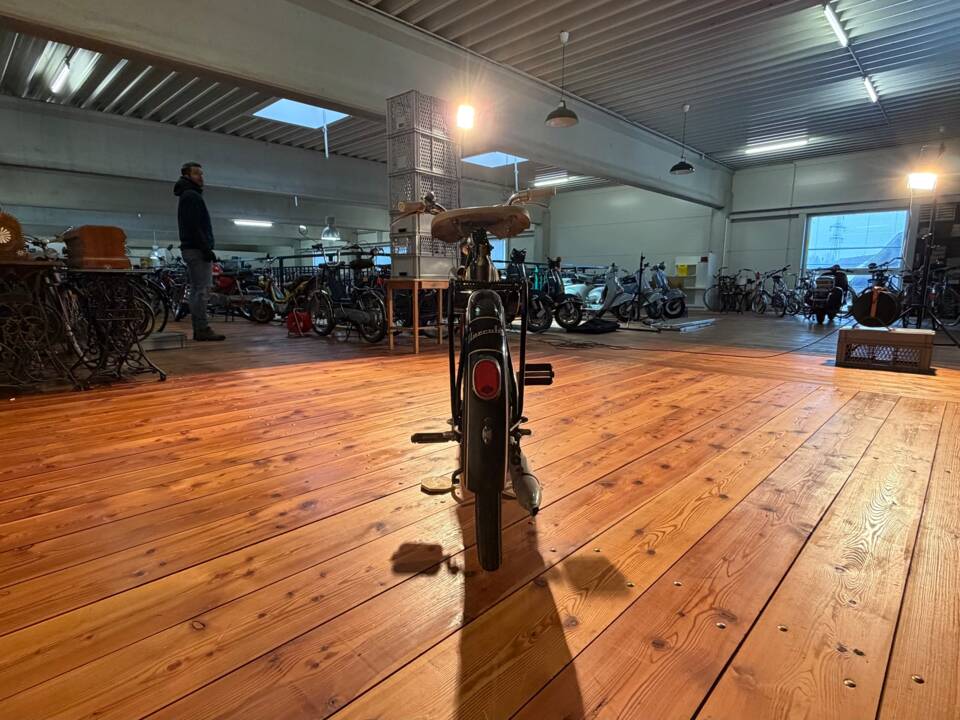 Image 7/17 of Hercules 221 (1963)