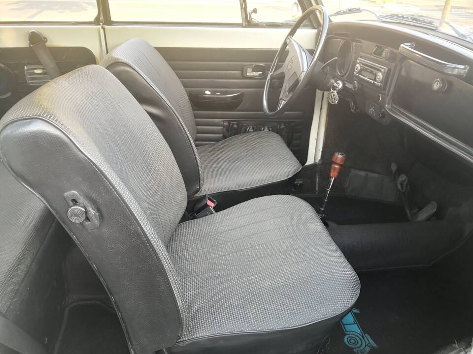 Bild 103/160 von Volkswagen Käfer 1300 (1971)