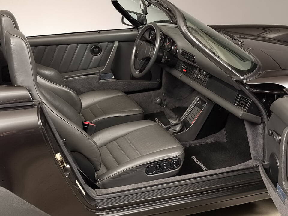 Bild 15/23 von Porsche 911 Carrera 3.2 (WTL) (1989)