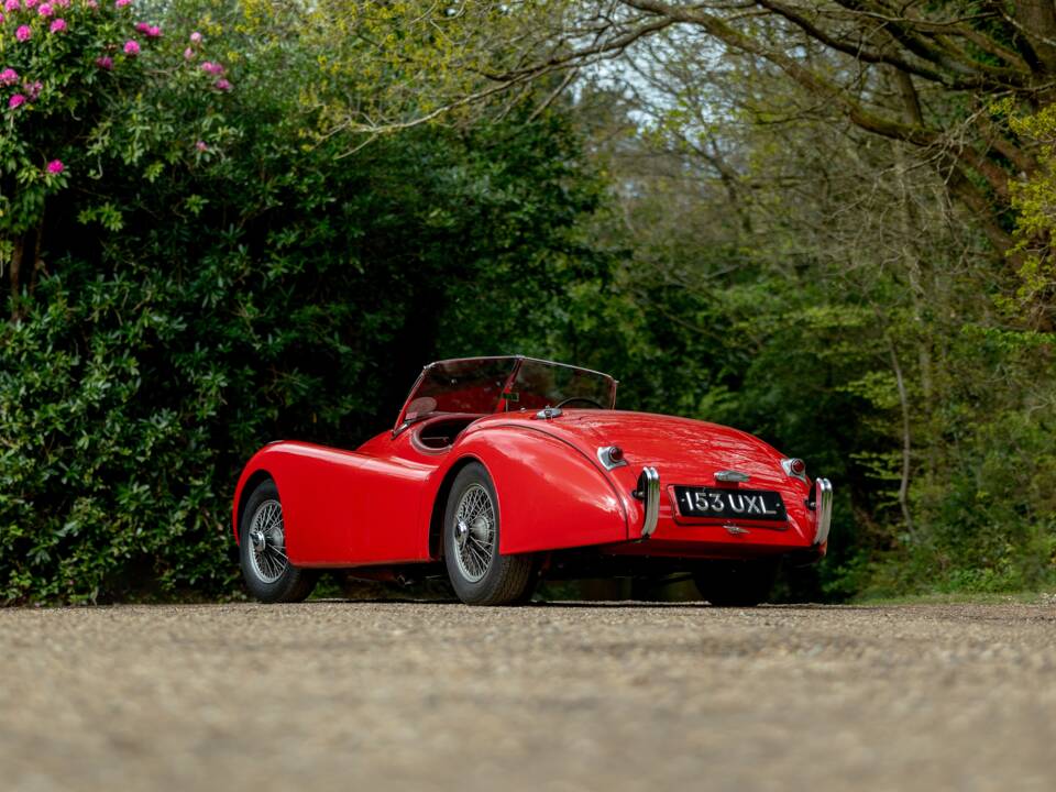 Image 45/50 of Jaguar XK 120 OTS (1950)