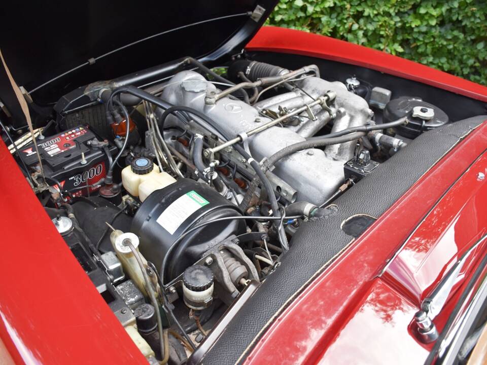 Image 43/45 of Mercedes-Benz 230 SL (1964)
