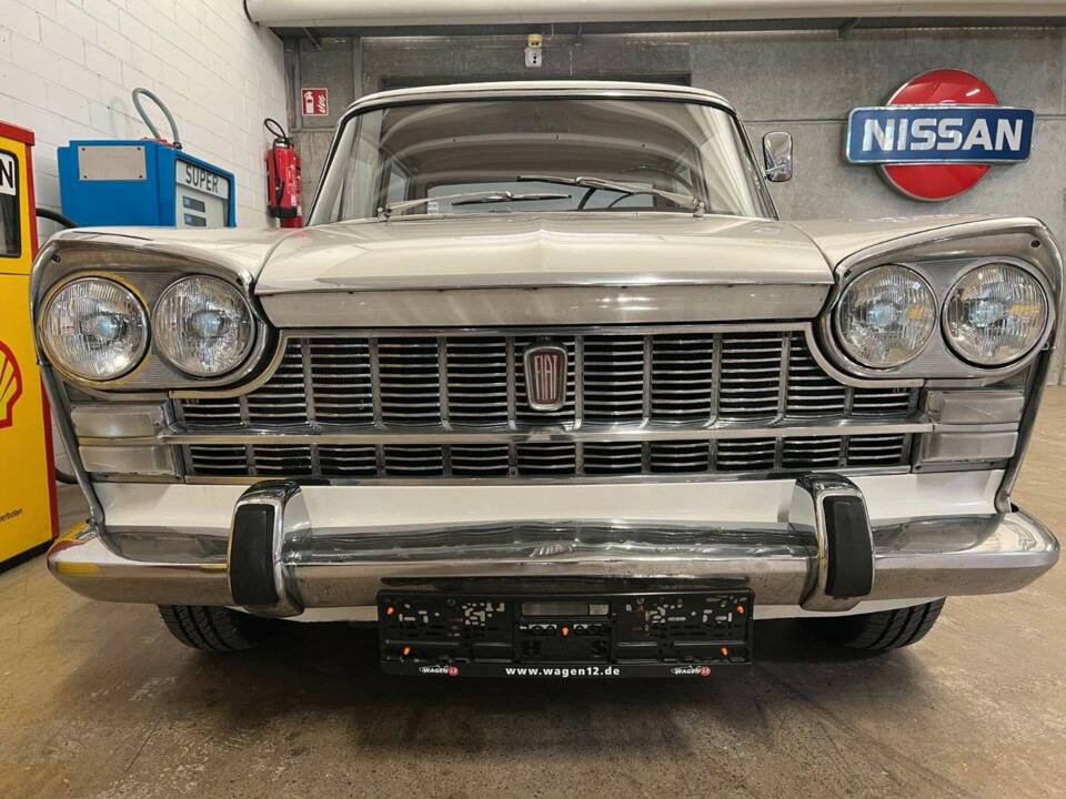 Afbeelding 3/17 van FIAT 2300 (1964)