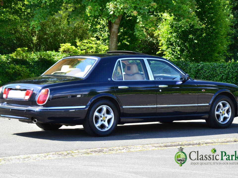 Immagine 5/50 di Bentley Arnage Green Label (1999)