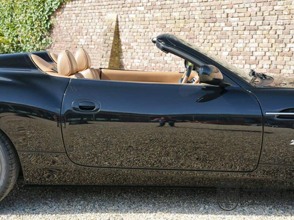 Immagine 36/50 di Aston Martin DB AR1 (2004)