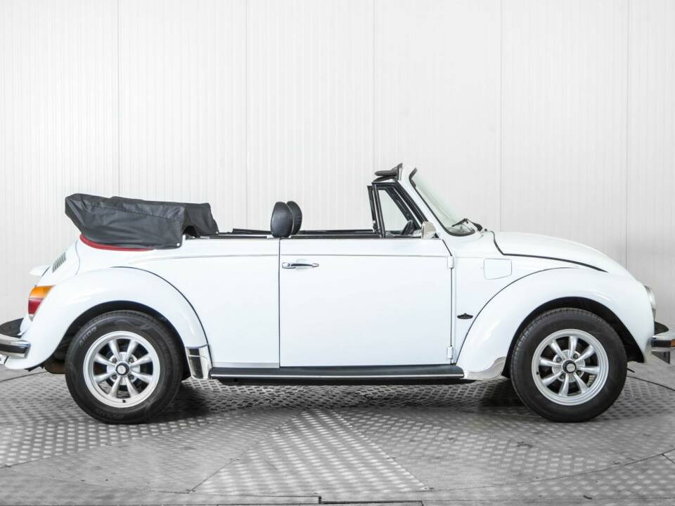 Bild 10/50 von Volkswagen Käfer 1303 LS (1976)