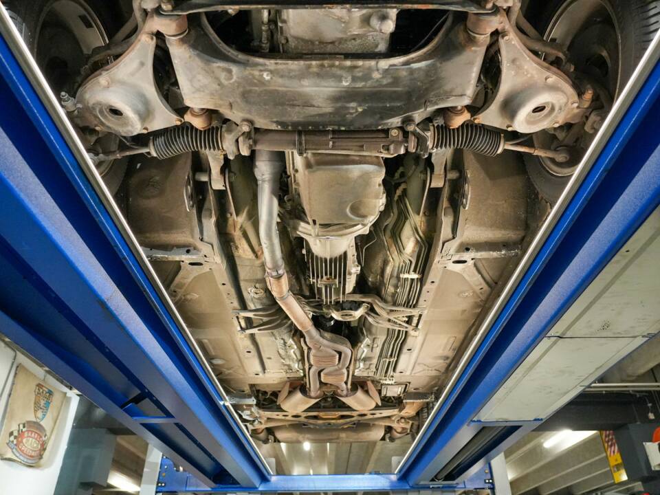 Image 46/50 of Jaguar XJR 4.0 (1995)