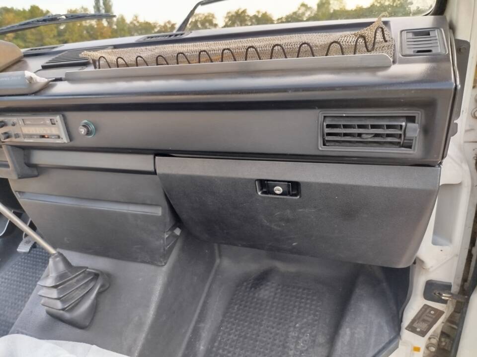 Image 38/50 of Volkswagen T3 Westfalia 1.6 TD (1985)