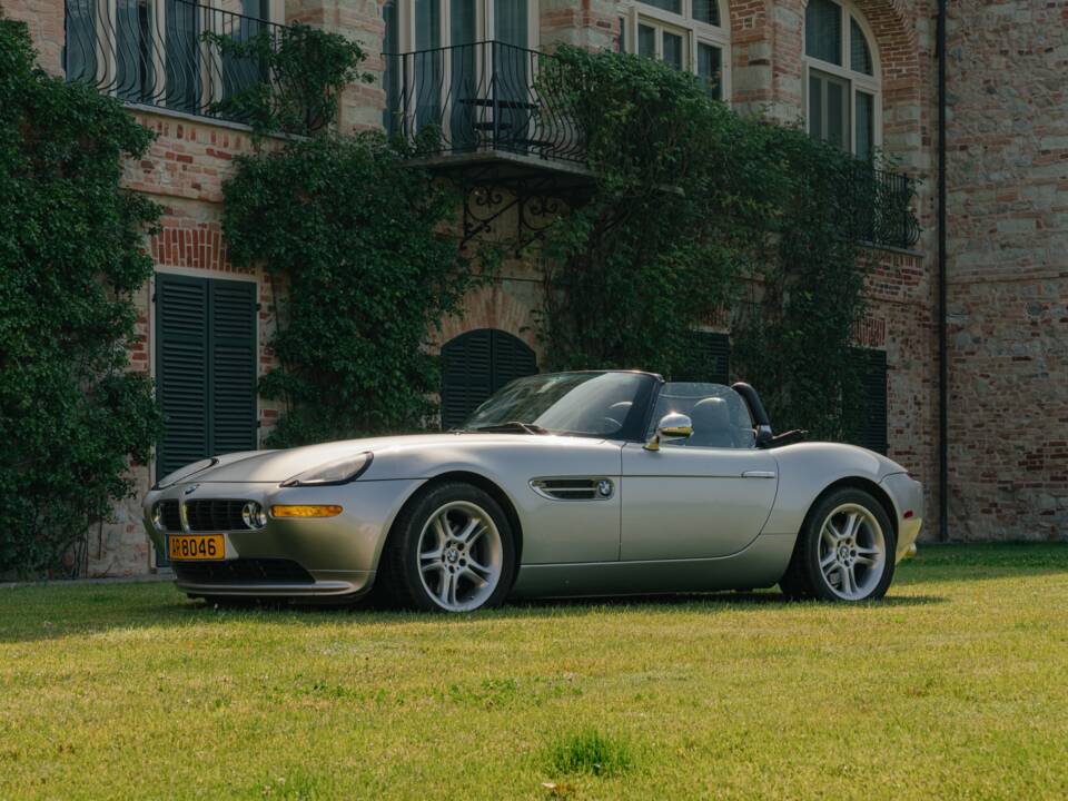 Image 8/185 of BMW Z8 (2001)