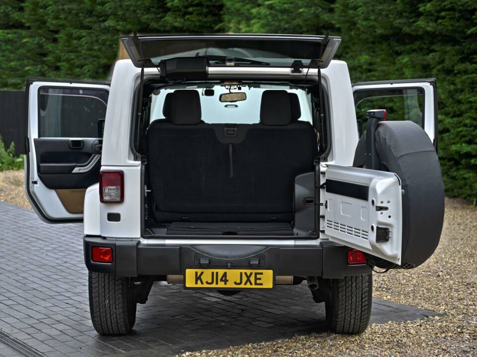 Afbeelding 23/50 van Jeep Grand Cherokee 6.4 V8 SRT (2014)
