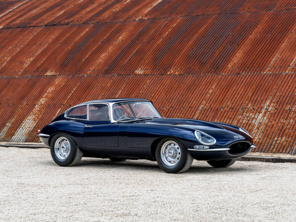 Image 5/39 of Jaguar E-Type &quot;Lightweight&quot; (1962)