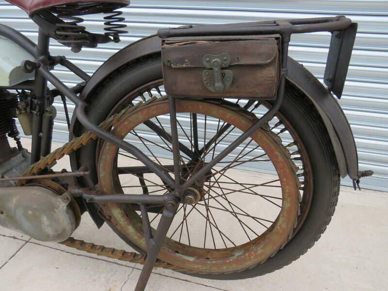 Image 37/47 of Triumph Model H (1919)