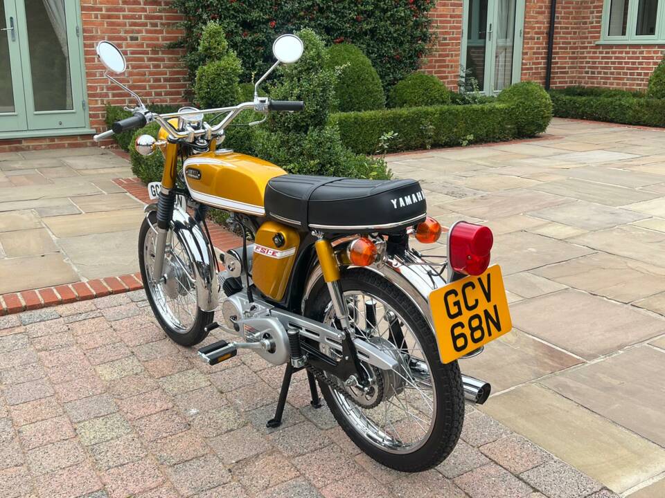 Imagen 3/38 de Yamaha DUMMY (1974)